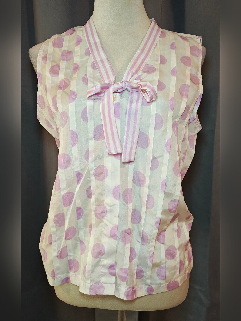 Vintage Jordan Blue Label Silk Polka Dot Pleated Blouse w Neck Tie.